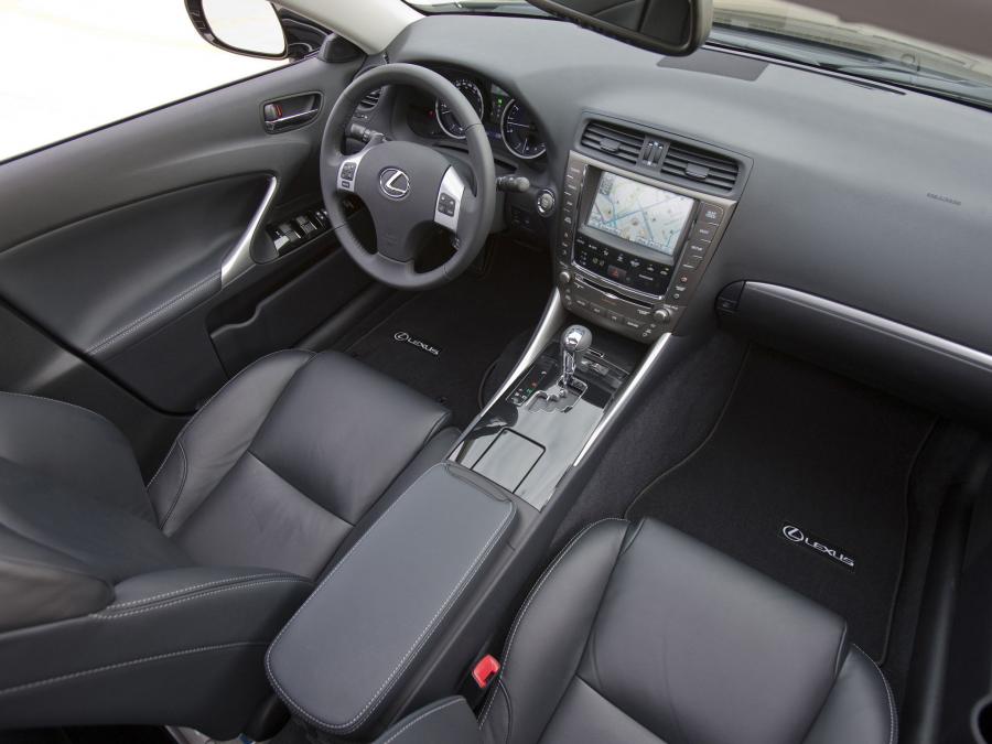  Lexus IS250 AWD 2008 года  (фото 16 из 30)